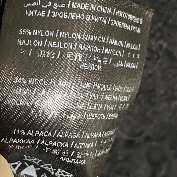 Guess long sweater  - Picture 7 of 7